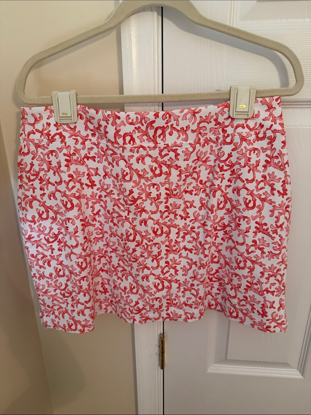 🏝️ EUC Tommy Bahama Island Zone White  Skort with Coral Print - Picture 5 of 5